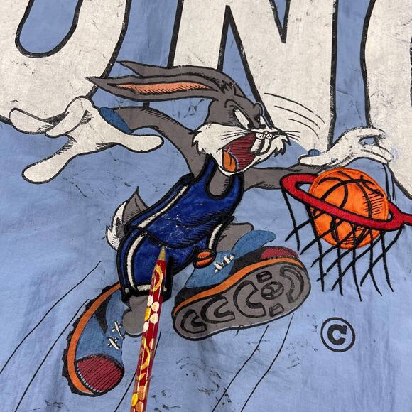 Vintage UNC Tar Heels Bugs Bunny Looney Tunes Jacket Blue 100% Nylon 90s Size L - Picture 15 of 16